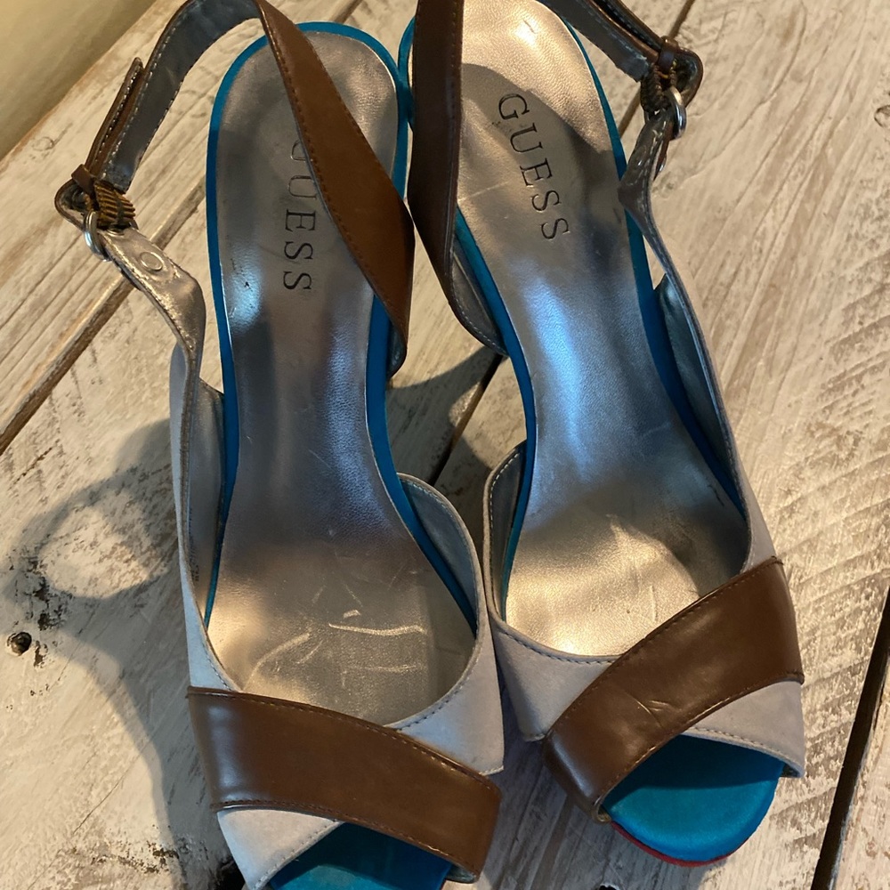 Multicolored Guess Heels size 8